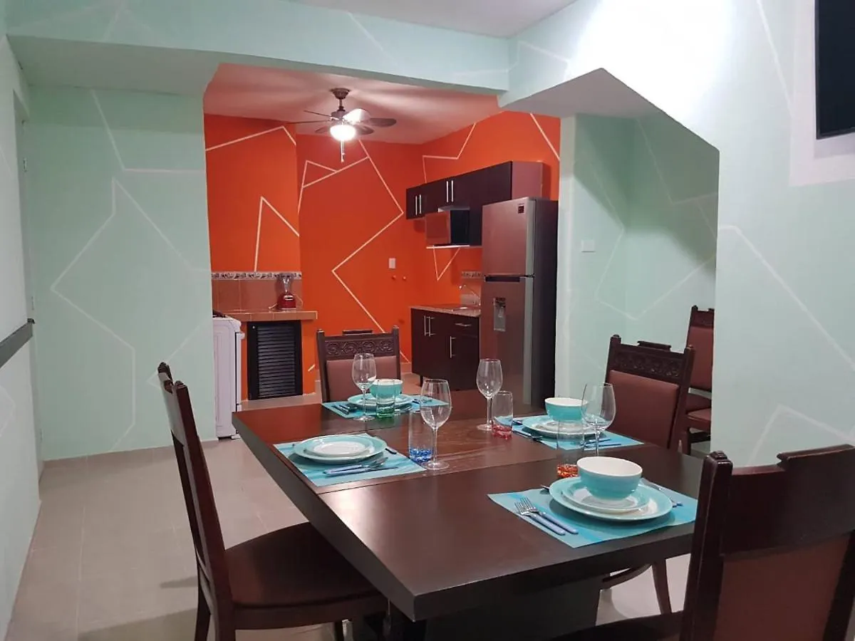 度假居 普拉亚卡门Casa Mexicana Amplia Con Seguridad, Alberca Y Parking别墅 墨西哥